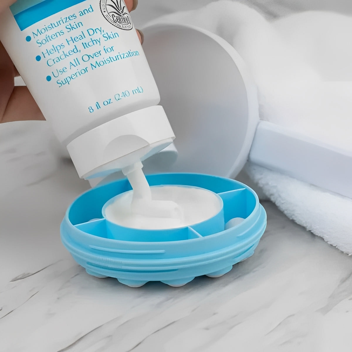 Adjustable Lotion Roller with Extendable Handle and Detachable Refillable Head