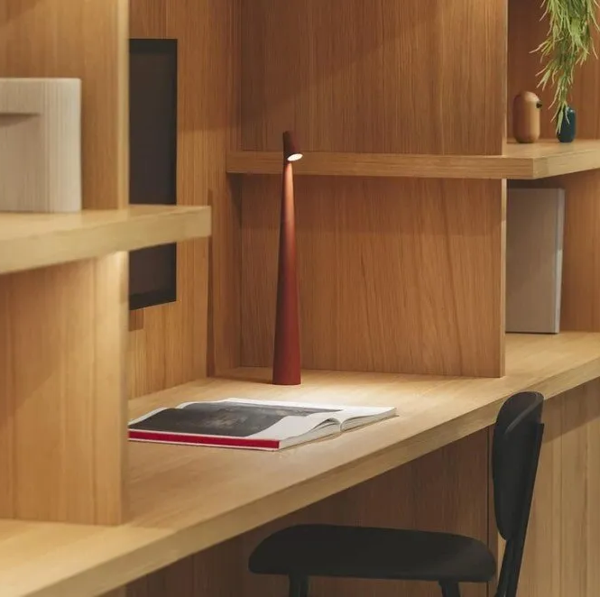 Wireless Table Lamp with Adjustable Color Temperature and Three Brightness Levels